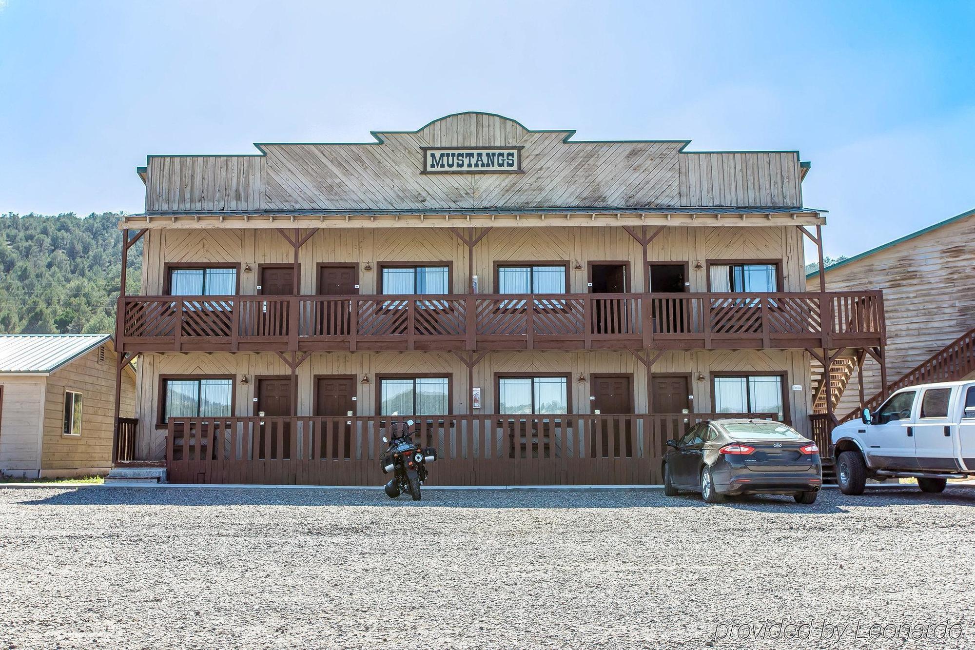 Quality Inn Bryce Canyon Panguitch Exterior photo
